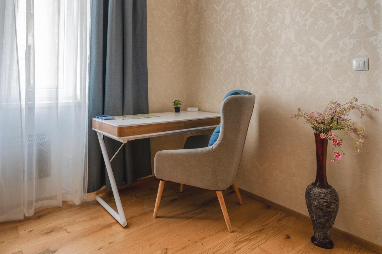 Apartment Amelie كارلوفي فاري المظهر الخارجي الصورة
